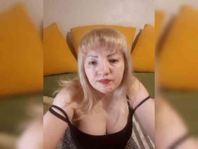 StefanyMellow3 webcam