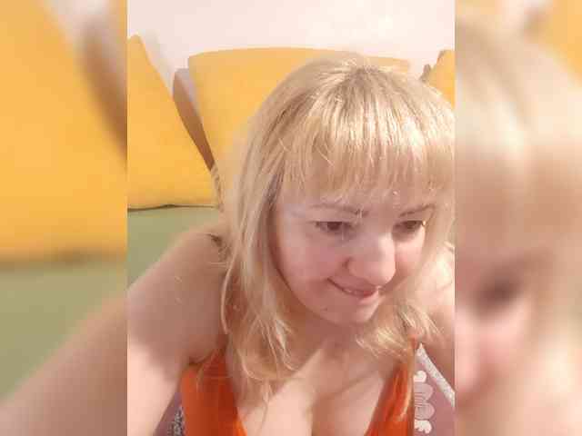 StefanyMellow3 webcam