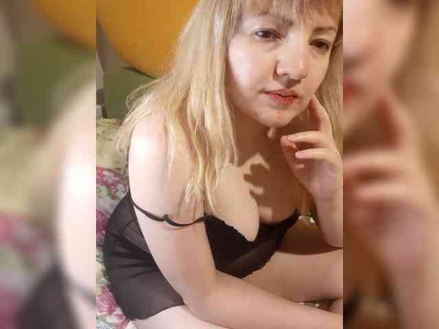 StefanyMellow3 webcam