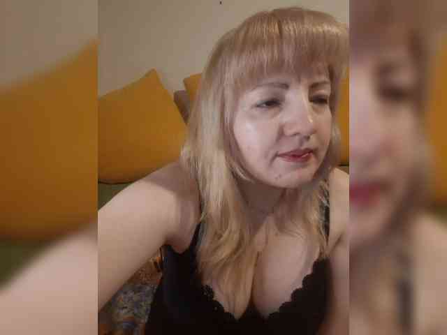 StefanyMellow3 webcam