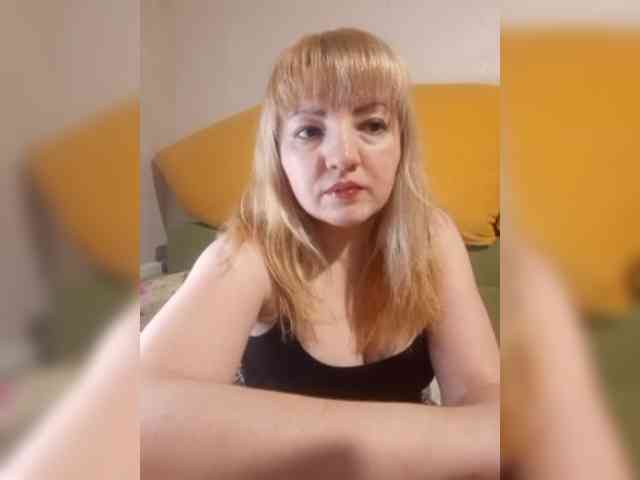 StefanyMellow3 webcam