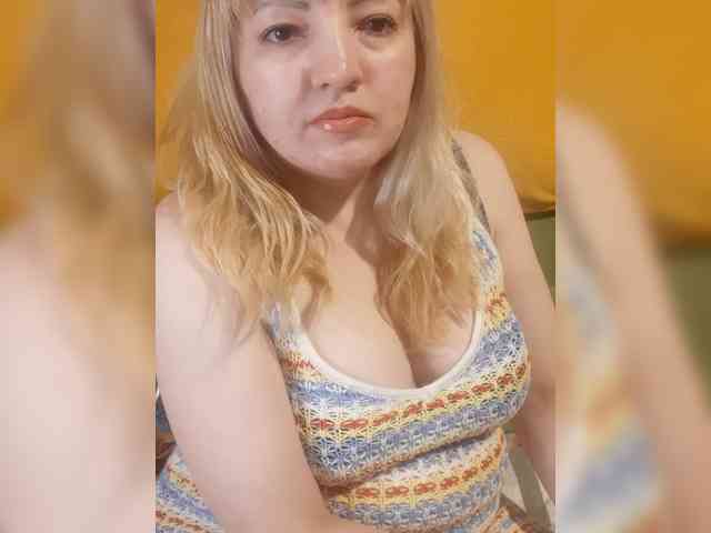 StefanyMellow3 webcam