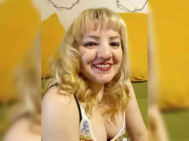 StefanyMellow3 webcam