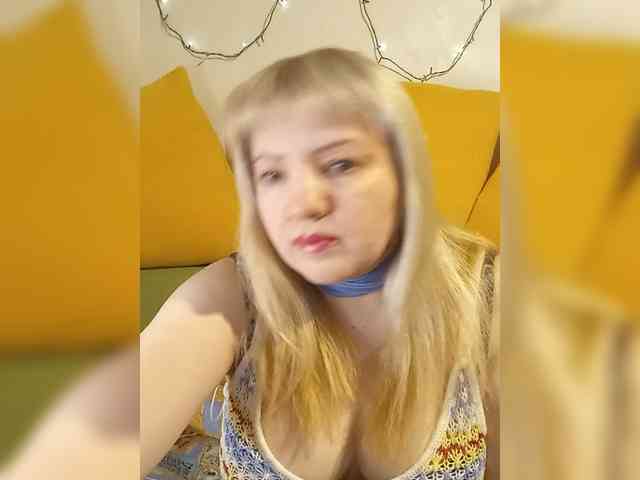 StefanyMellow3 webcam