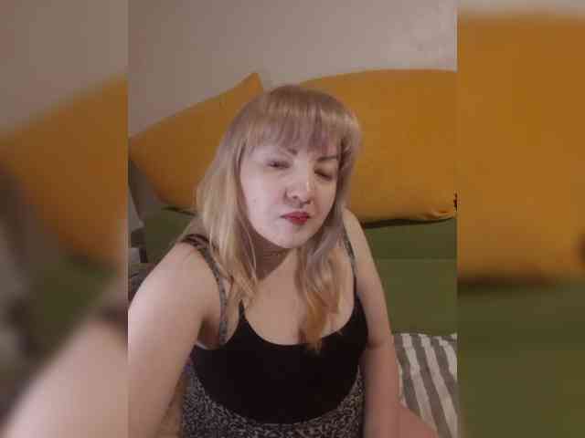 StefanyMellow3 webcam