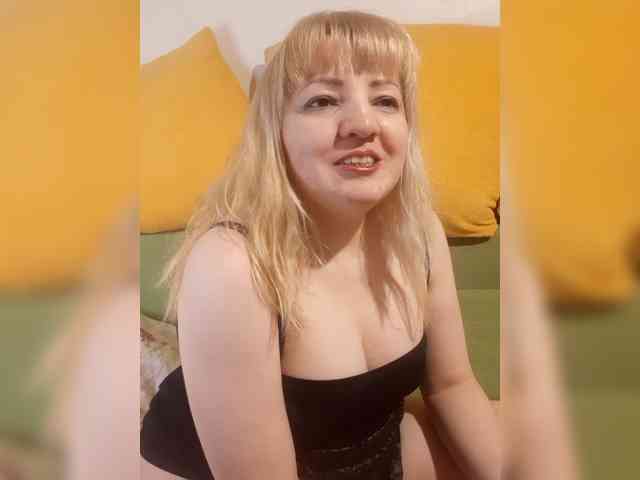 StefanyMellow3 webcam