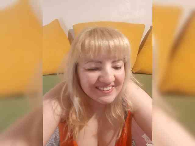 StefanyMellow3 webcam