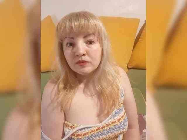 StefanyMellow3 webcam