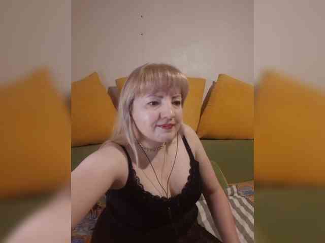 StefanyMellow3 webcam