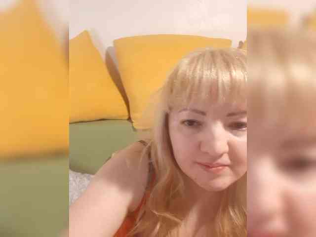 StefanyMellow3 webcam