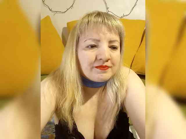 StefanyMellow3 webcam