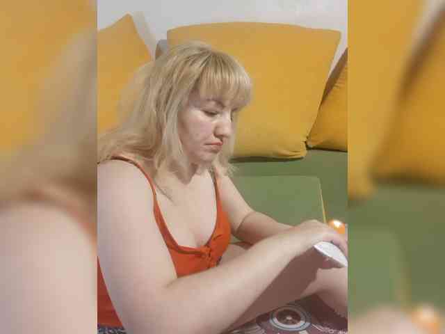 StefanyMellow3 webcam