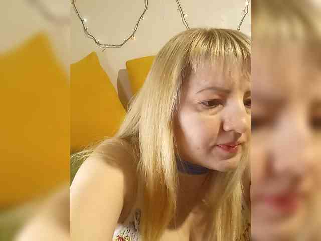 StefanyMellow3 webcam