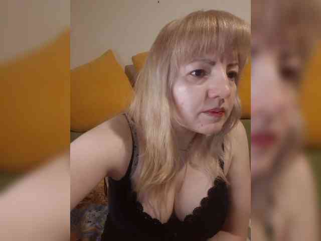 StefanyMellow3 webcam