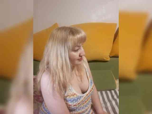 StefanyMellow3 webcam