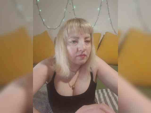 StefanyMellow3 webcam