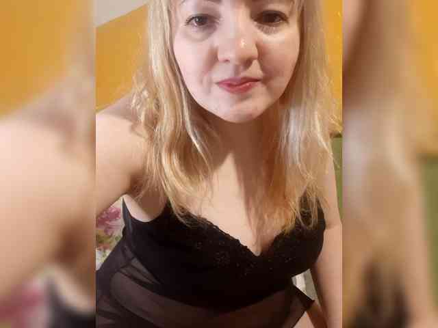 StefanyMellow3 webcam