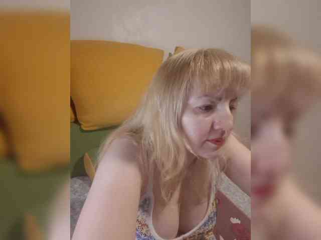 StefanyMellow3 webcam