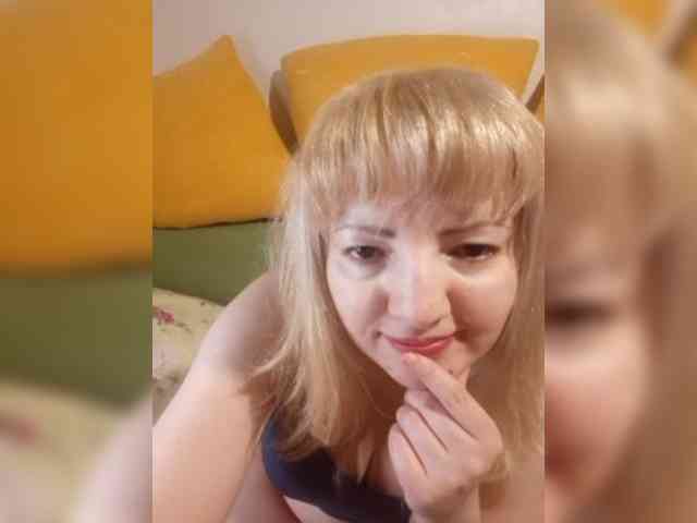 StefanyMellow3 webcam