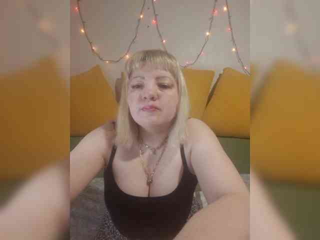 StefanyMellow3 webcam