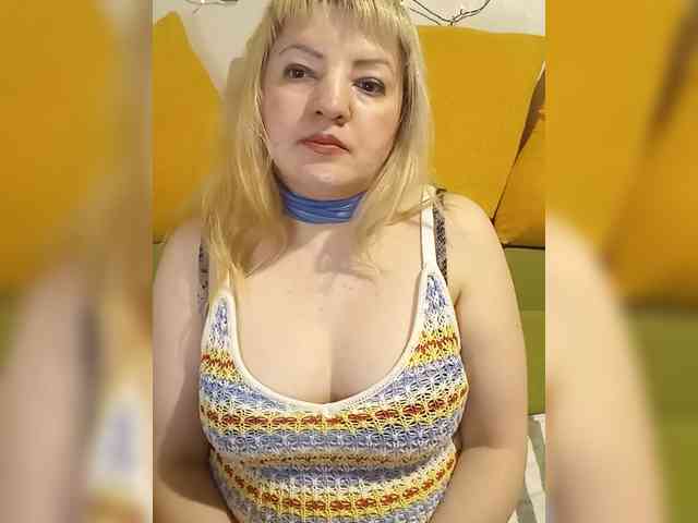 StefanyMellow3 webcam