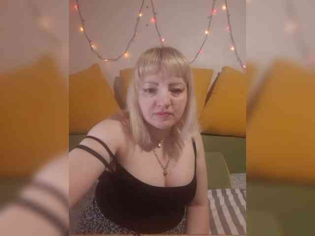 StefanyMellow3 webcam