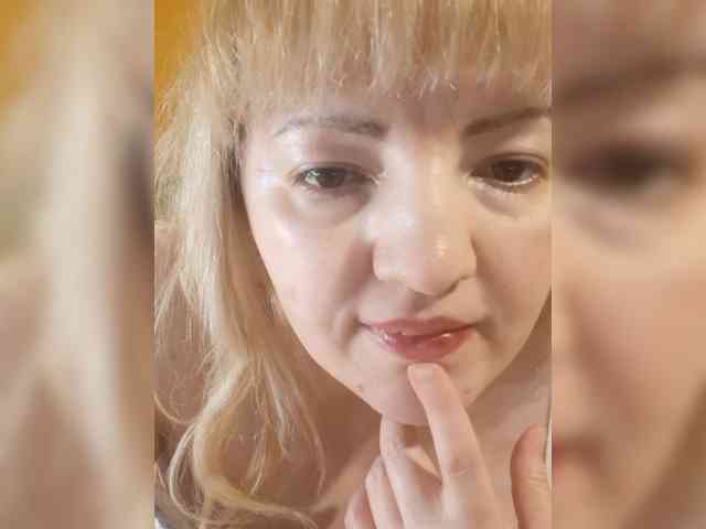 StefanyMellow3 webcam