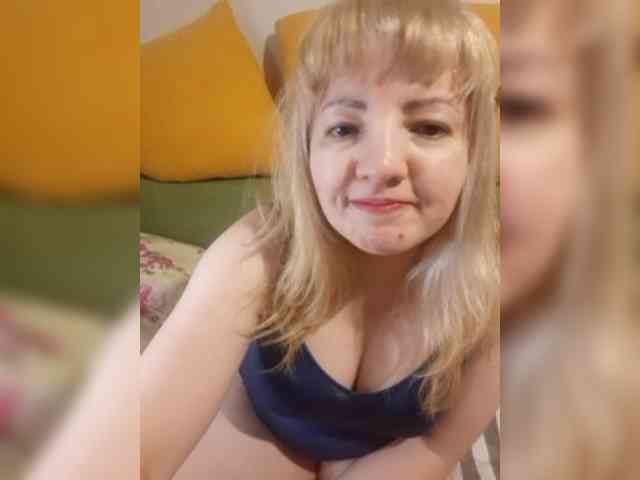 StefanyMellow3 webcam