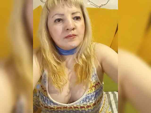 StefanyMellow3 webcam