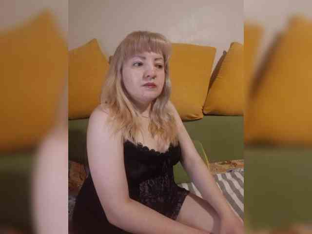 StefanyMellow3 webcam