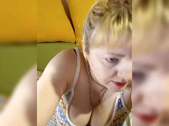 StefanyMellow3 webcam