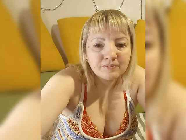 StefanyMellow3 webcam