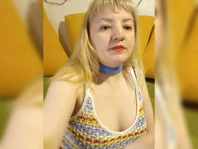 StefanyMellow3 webcam