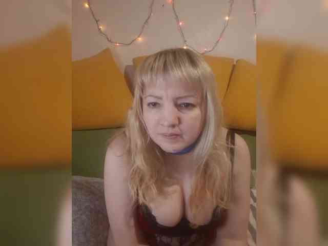 StefanyMellow3 webcam
