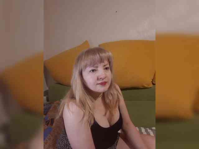 StefanyMellow3 webcam