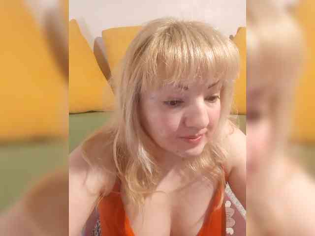 StefanyMellow3 webcam