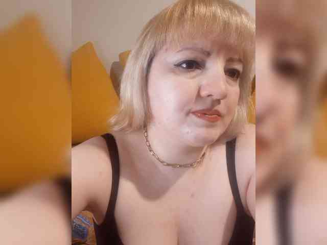 StefanyMellow3 webcam