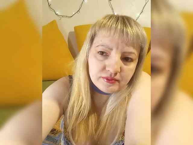 StefanyMellow3 webcam