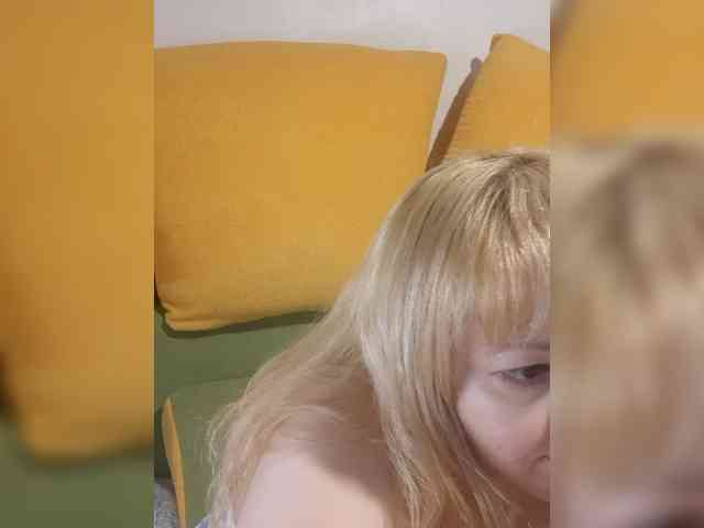 StefanyMellow3 webcam