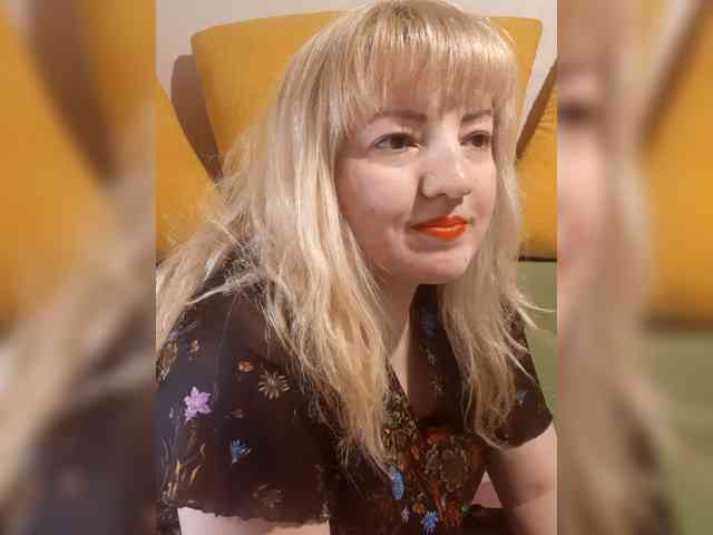 StefanyMellow3 webcam