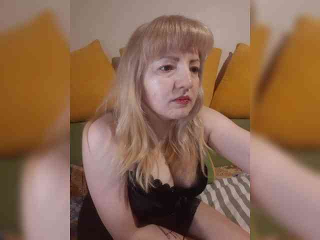 StefanyMellow3 webcam