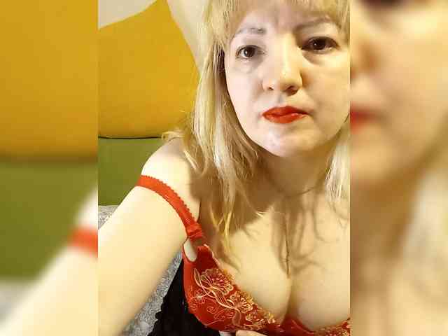 StefanyMellow3 webcam