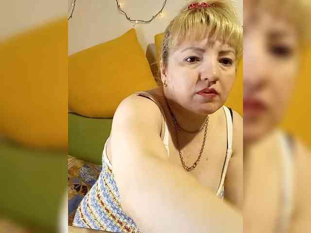 StefanyMellow3 webcam