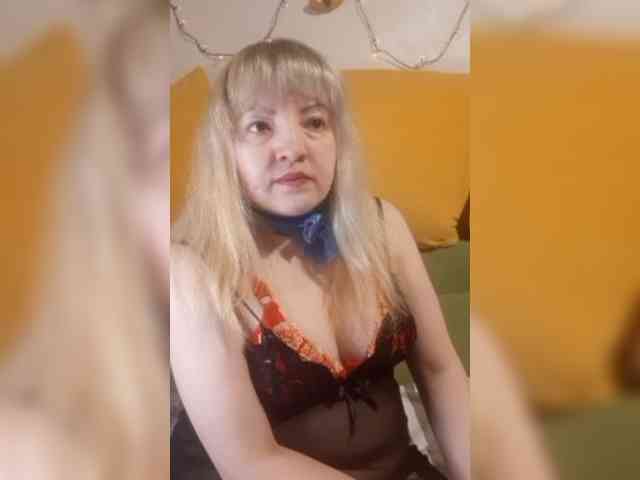 StefanyMellow3 webcam