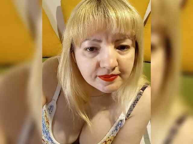 StefanyMellow3 webcam