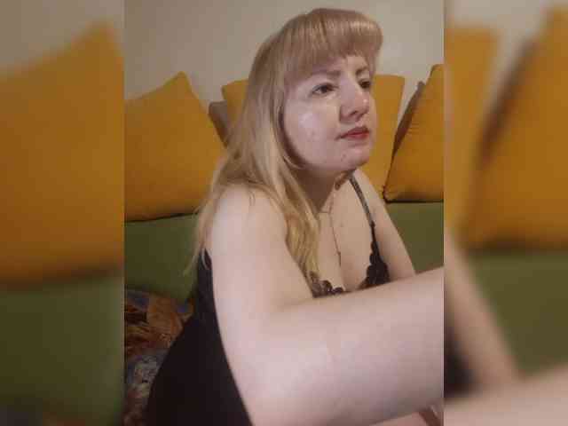 StefanyMellow3 webcam