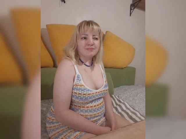 StefanyMellow3 webcam