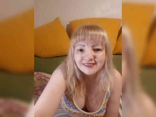 StefanyMellow3 webcam