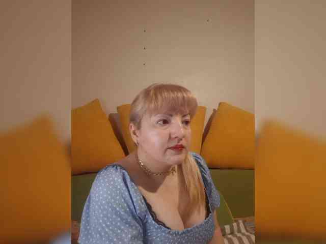 StefanyMellow3 webcam