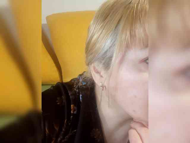 StefanyMellow3 webcam